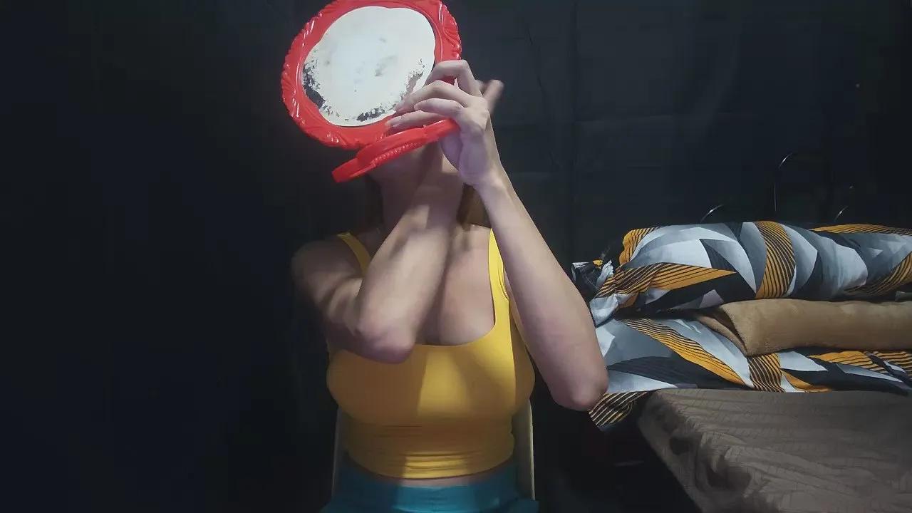 Goddess_Roxy on Cam4 