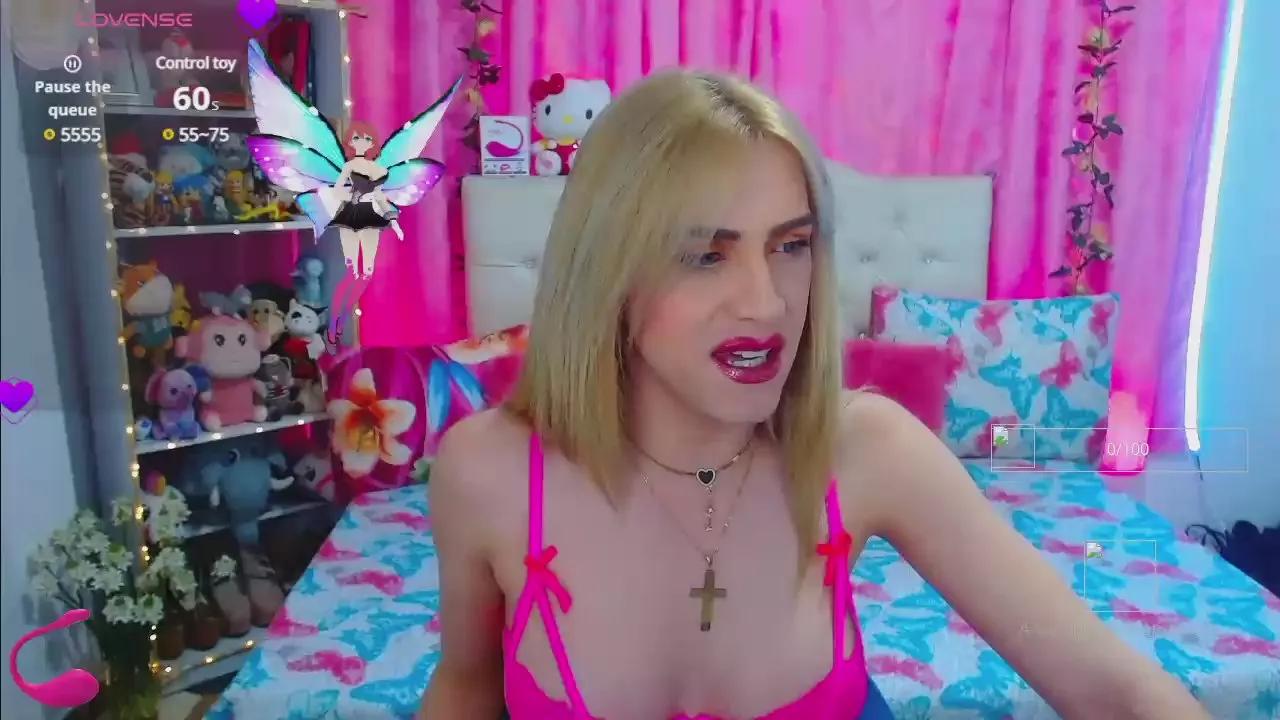 Offline Golden_girl01 on Cam4