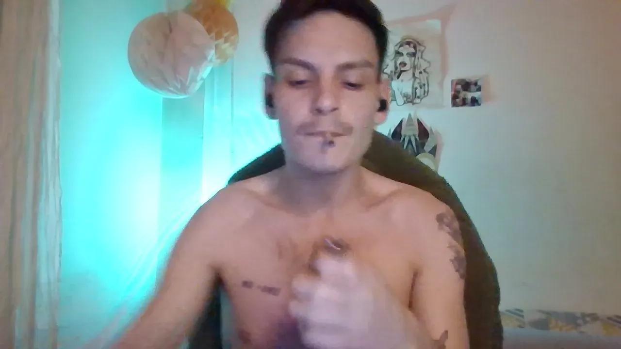 Offline gzandresce33 on Cam4