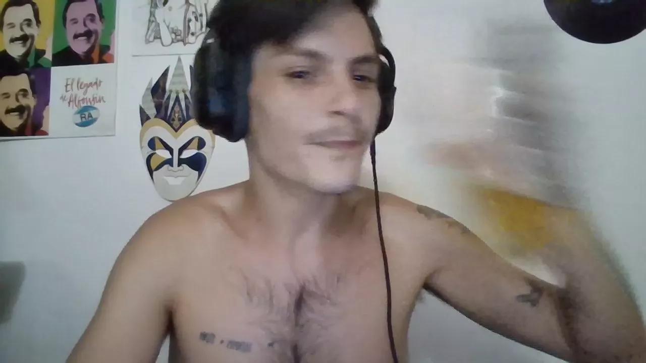 Offline gzandresce33 on Cam4