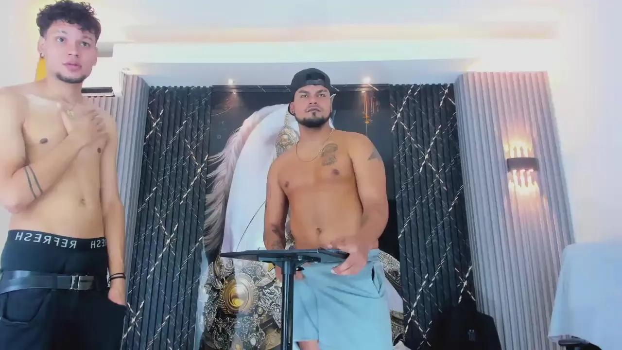 handsome_boys22 —  #feet #pee #C2C #milk #masturbation #cum #smoke