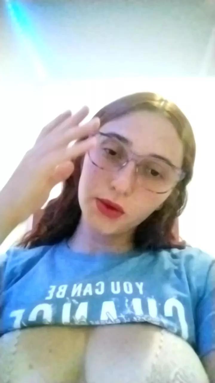 hanna_fox3 on Cam4 