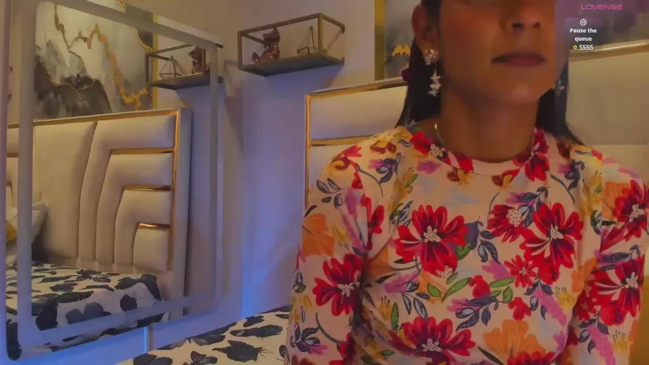HannaPetit on Cam4 