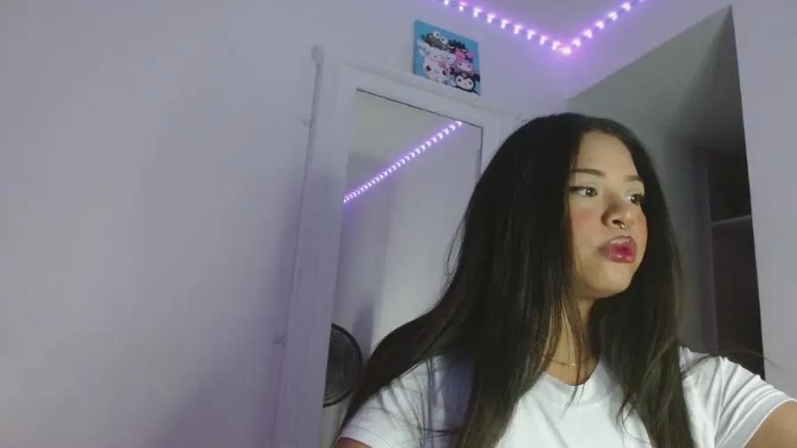 Hannymary on Cam4 