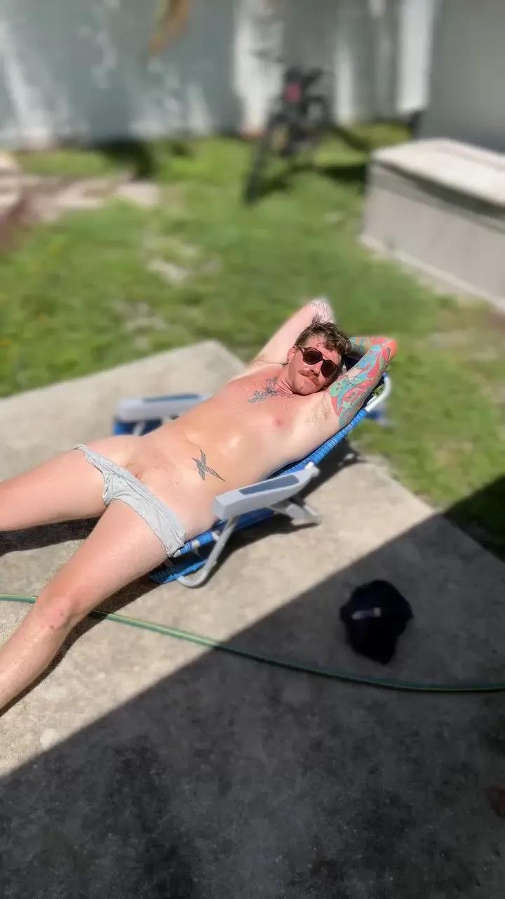 Offline HardwrkingK0 on Cam4