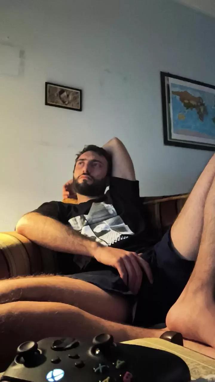 Hellstar1 on Cam4 