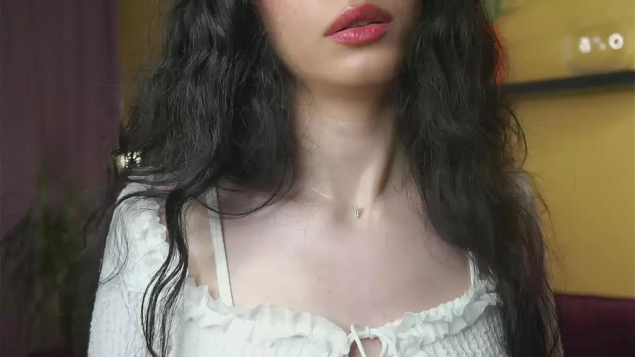 HenriettaAyres on Cam4 