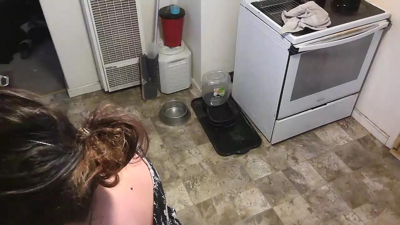 highnessTaZ420 on Cam4 