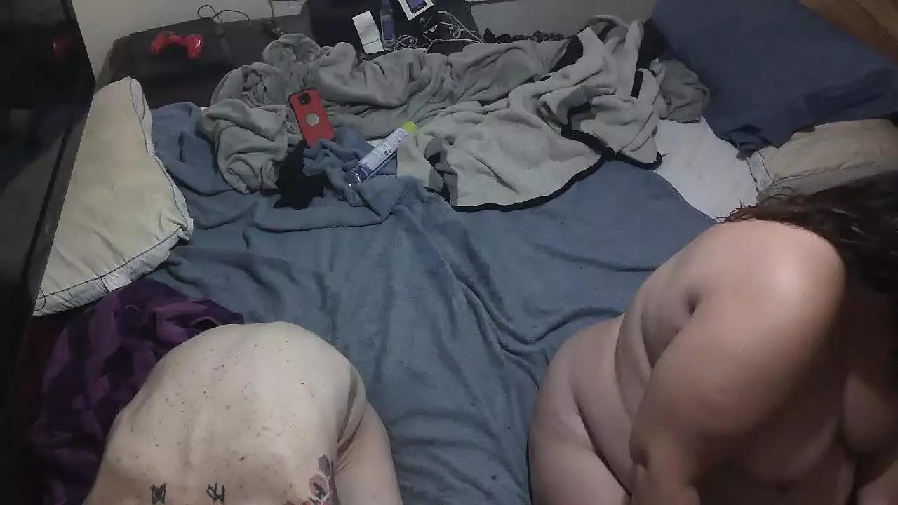 highnessTaZ420 on Cam4 