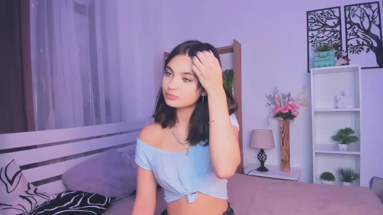 HildredUrive —  #cute #C2C #armpits #schoolgirl #feet