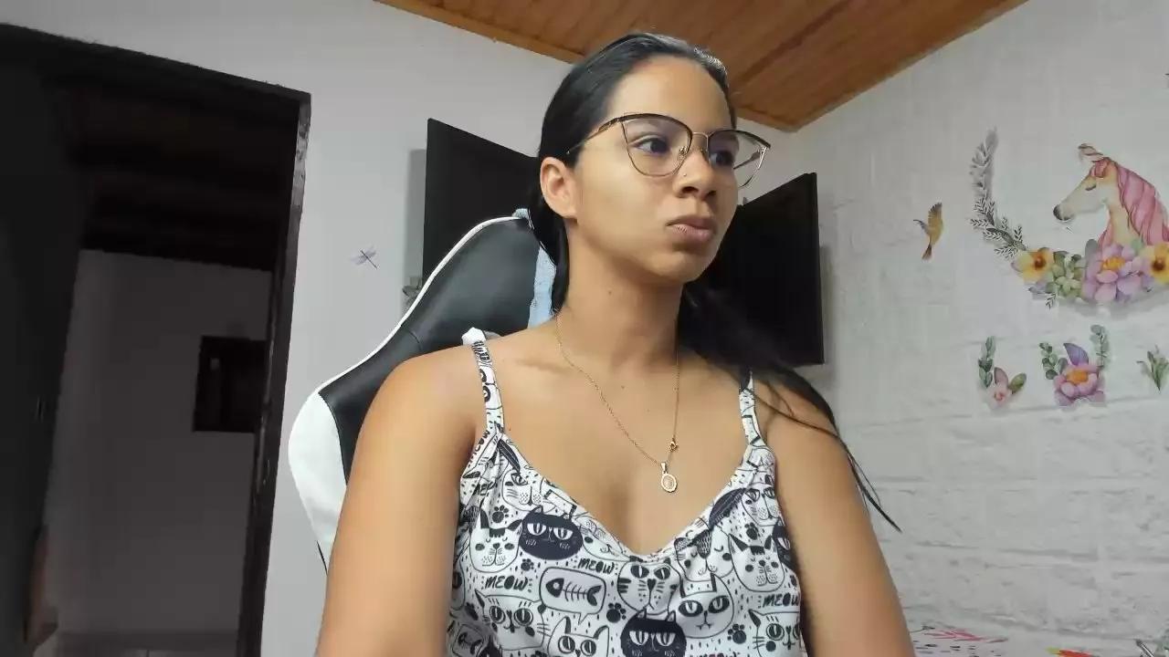 hoffman_alisson on Cam4 