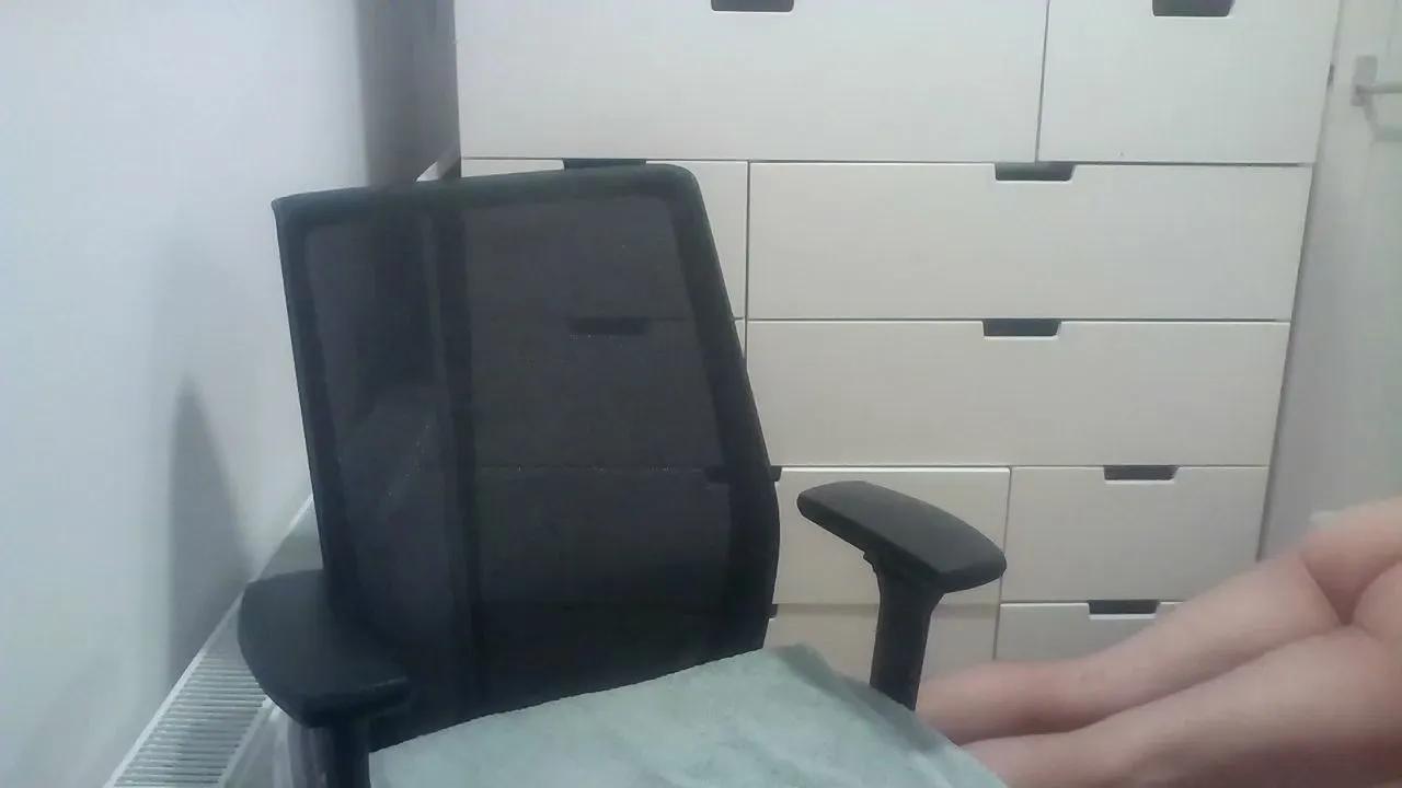 Offline hornydutchm1 on Cam4