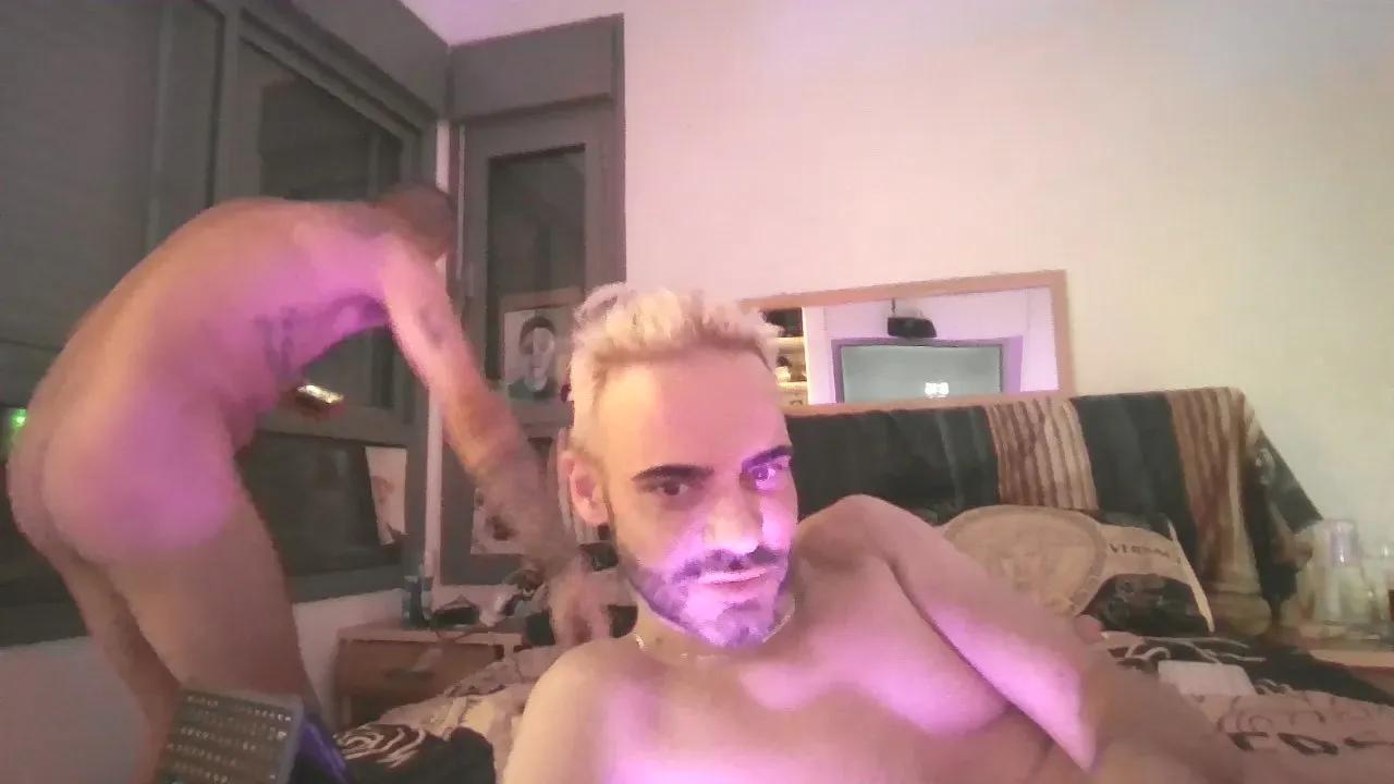 Offline hotcoupleby on Cam4