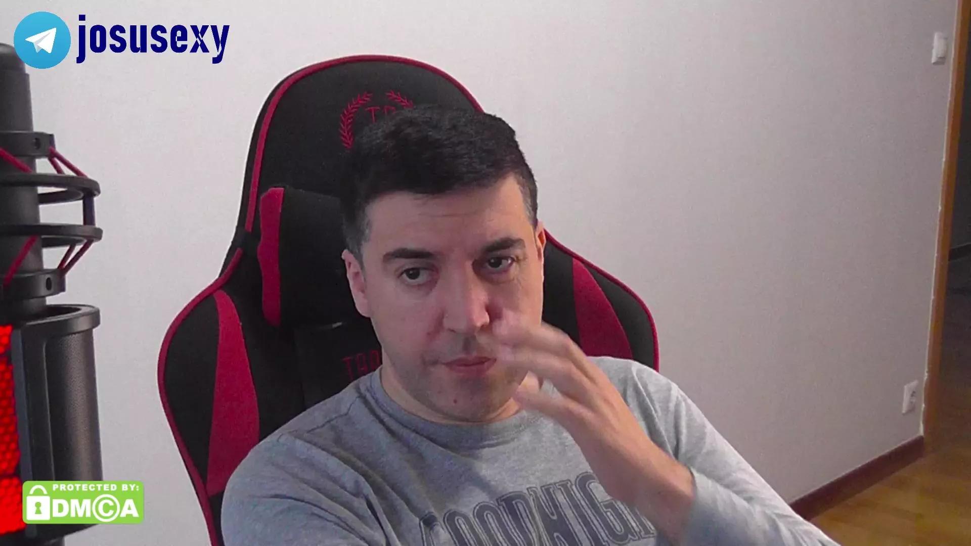 Offline hotliki on Cam4