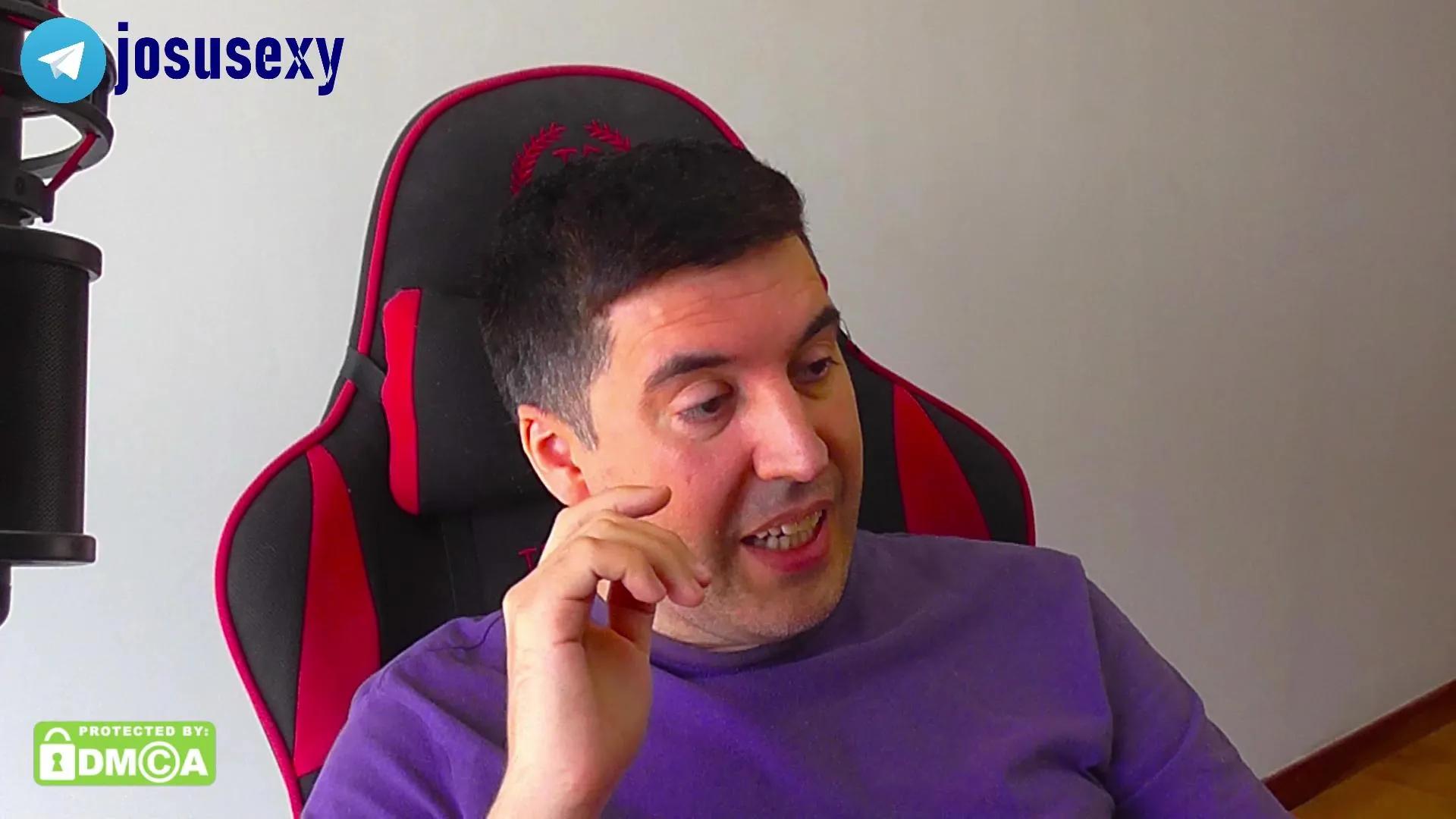 Offline hotliki on Cam4