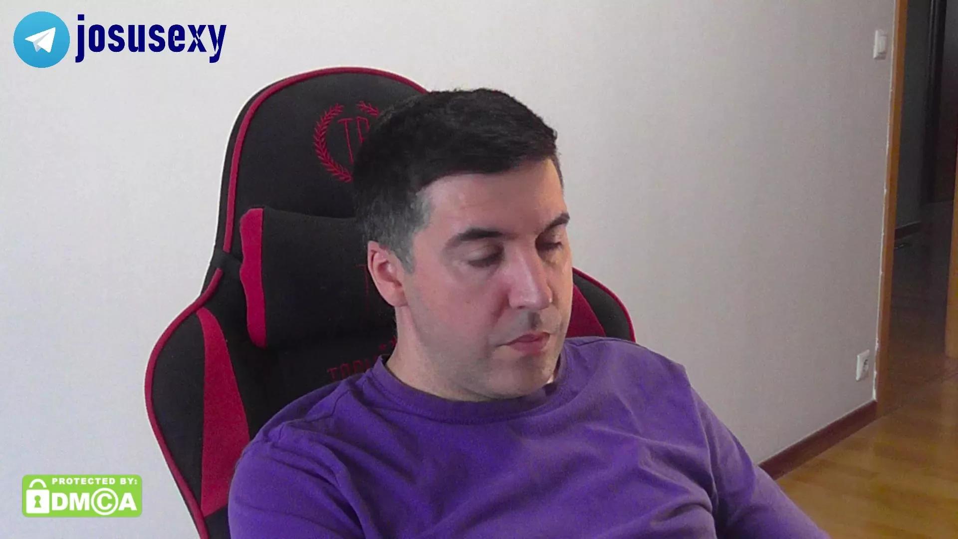 Offline hotliki on Cam4