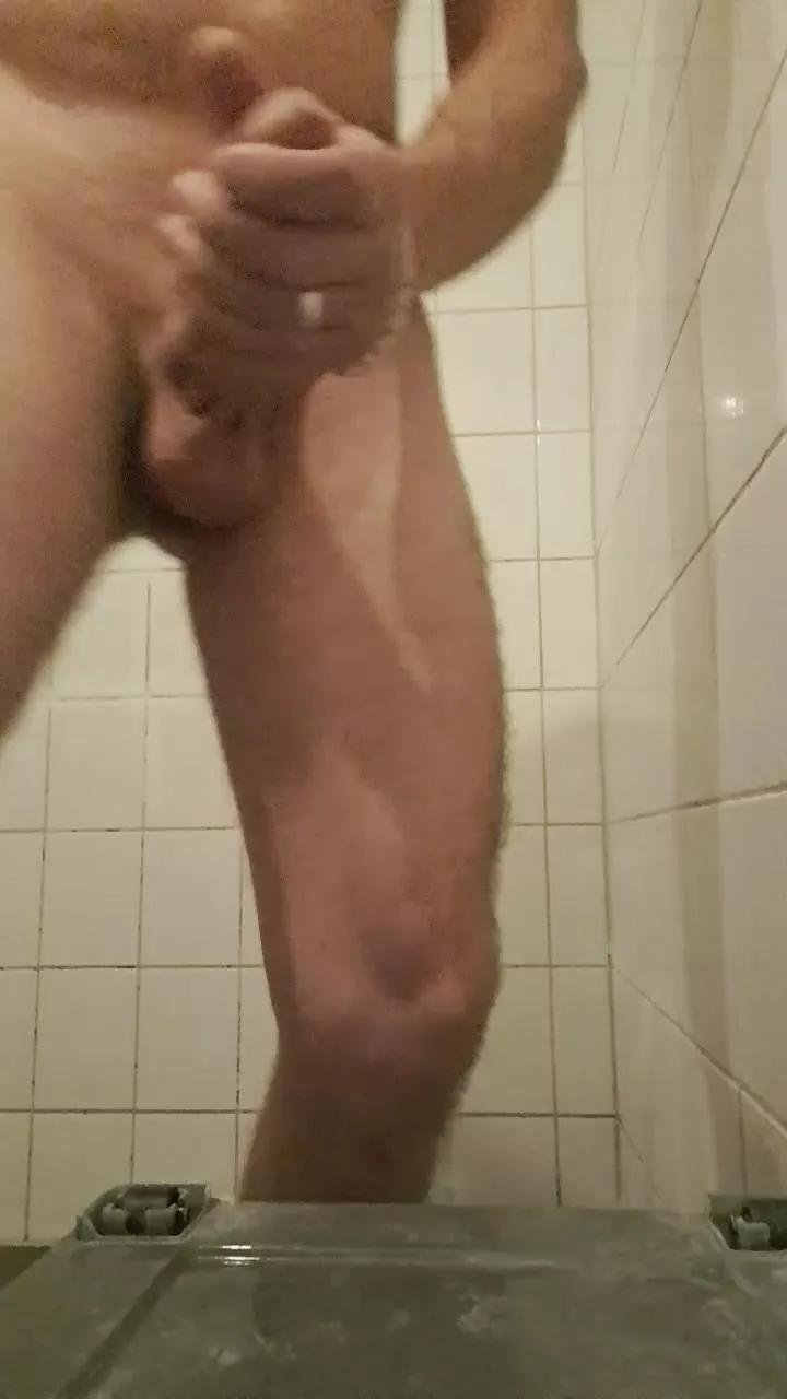 Offline Hotsexyboy89 on Cam4