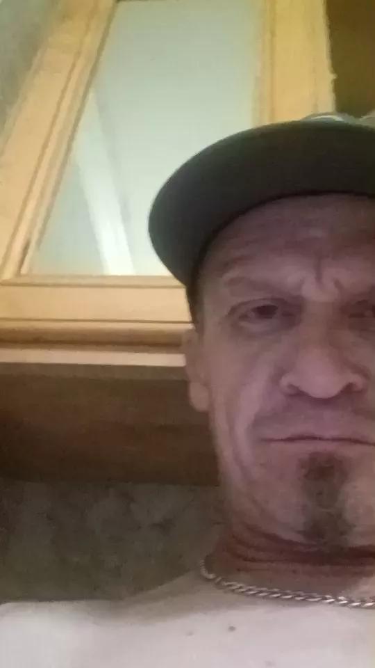 hottwheels42hot on Cam4 