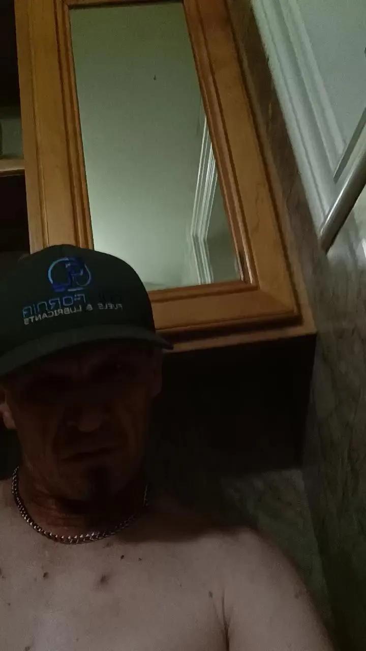 hottwheels42hot on Cam4 