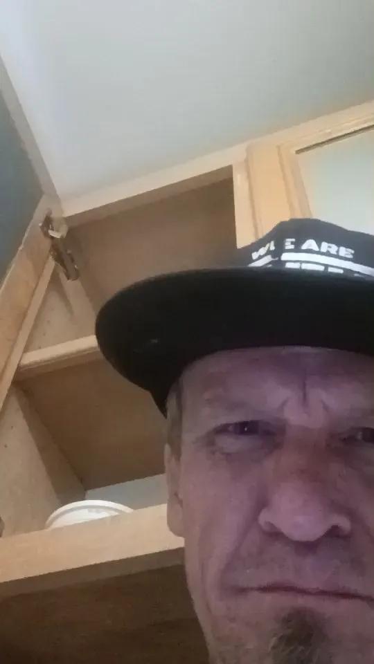 hottwheels42hot on Cam4 