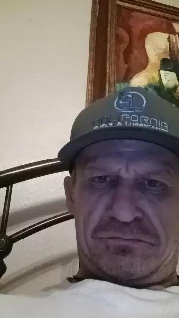 hottwheels42hot on Cam4 