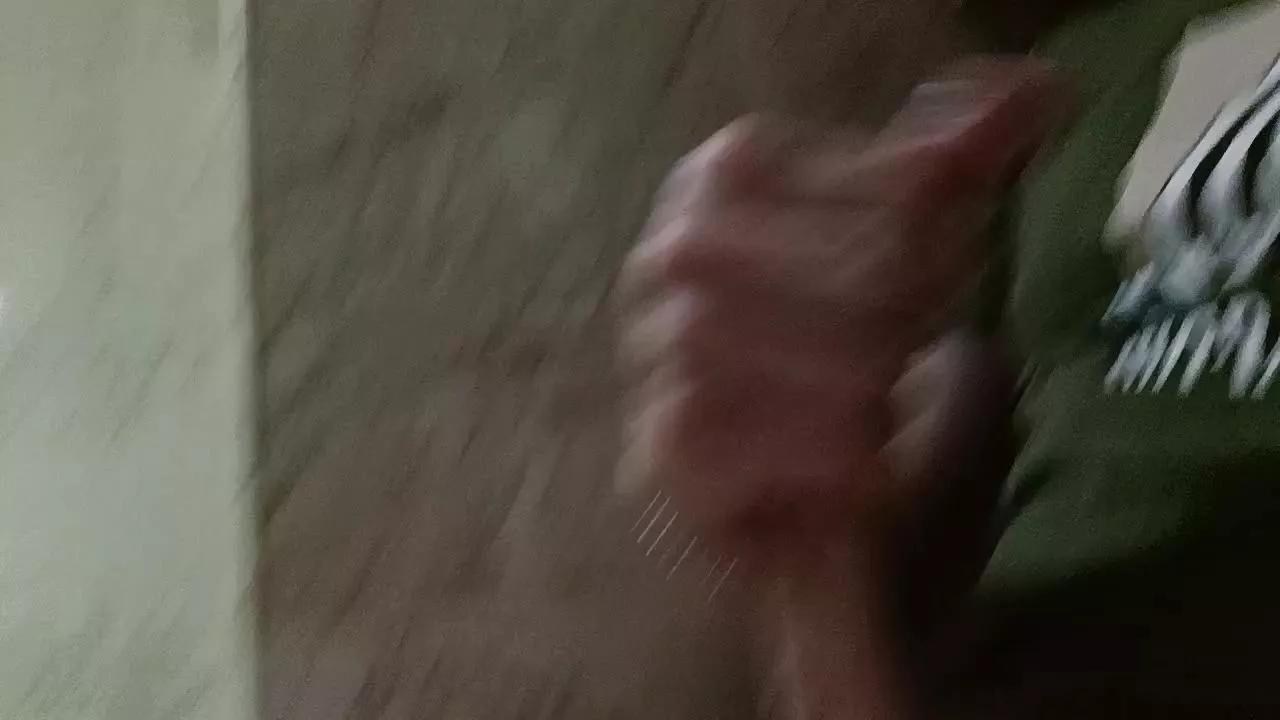 hottwheels42hot on Cam4 