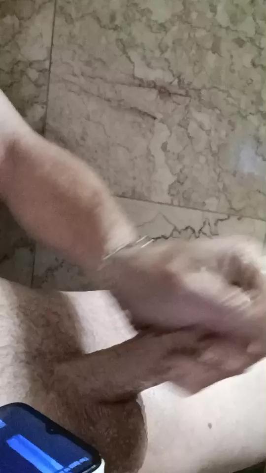 hottwheels42hot on Cam4 