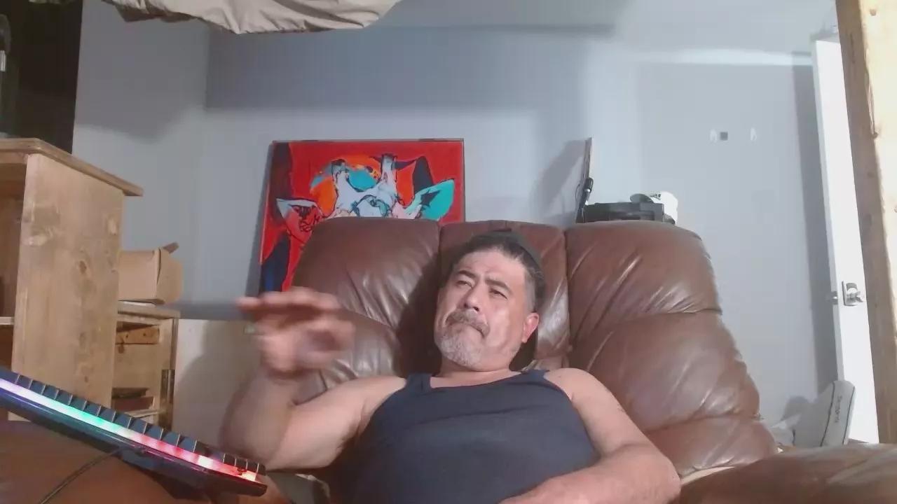 HughJanis on Cam4 