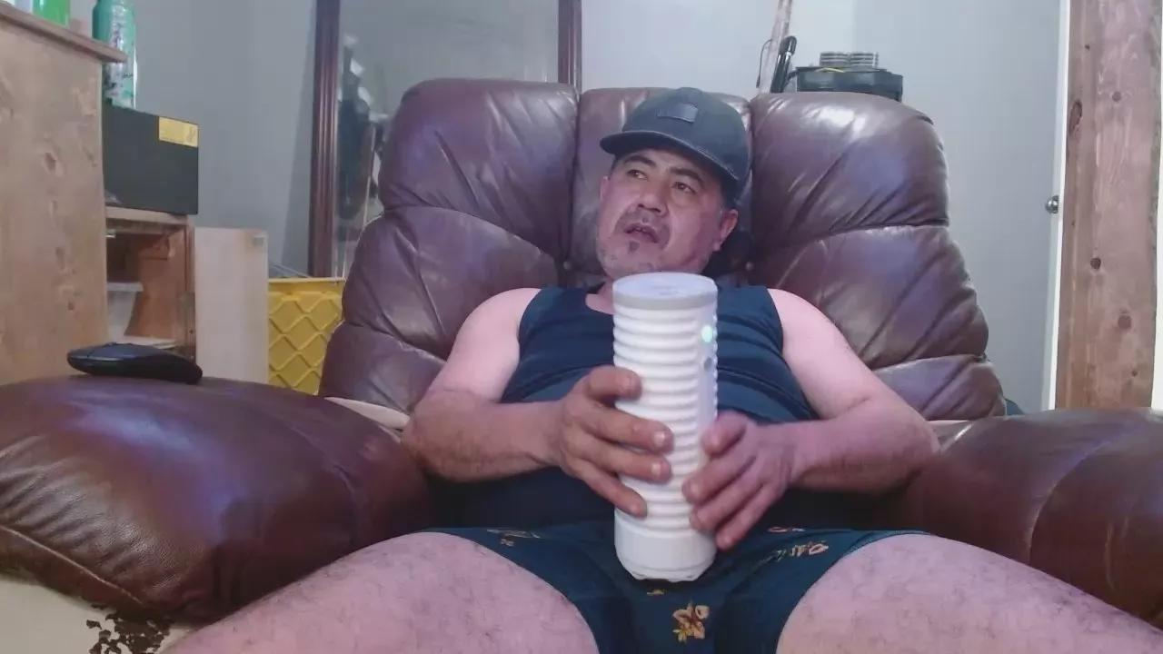 HughJanis on Cam4 