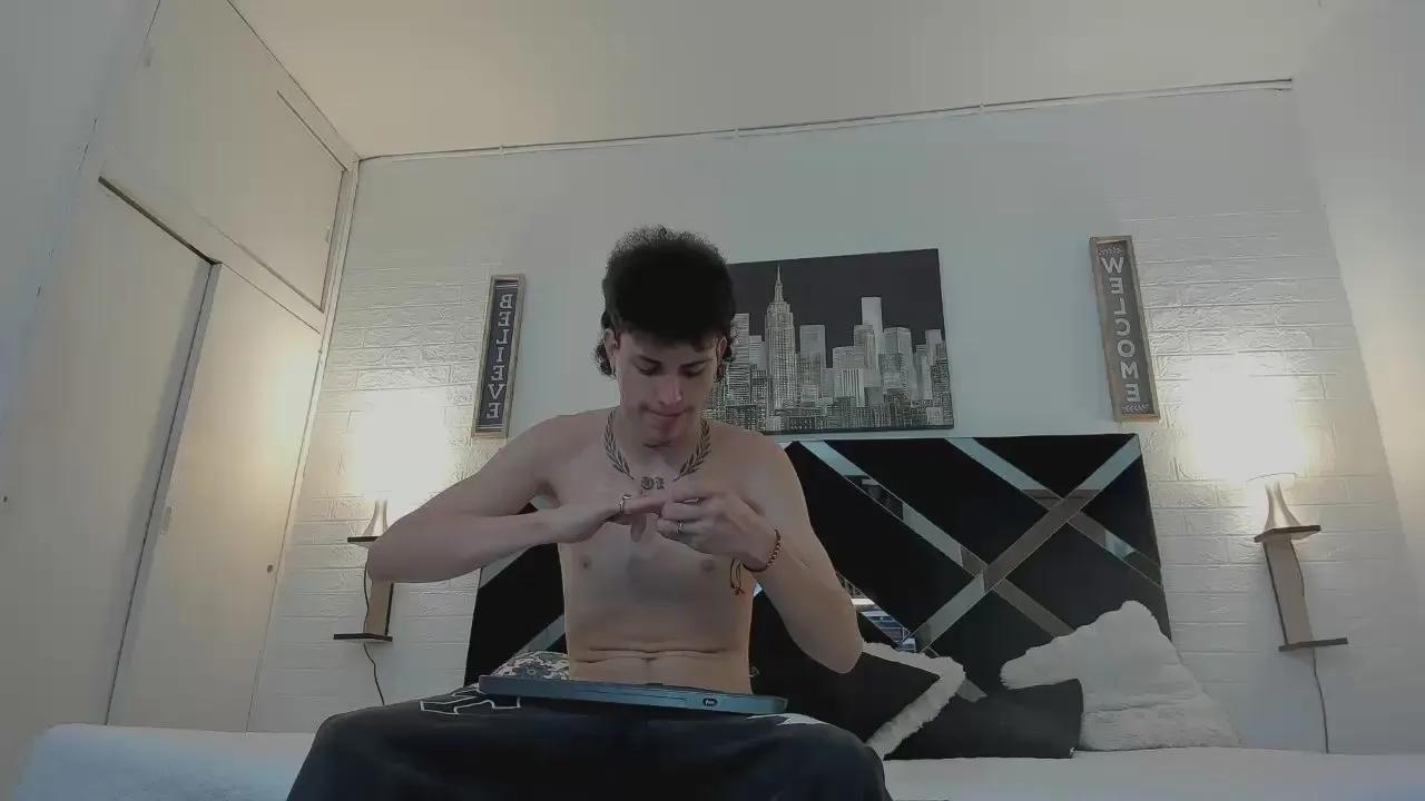 Offline iammariano on Cam4