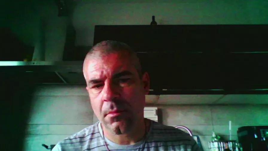 ilmioo21 on Cam4 