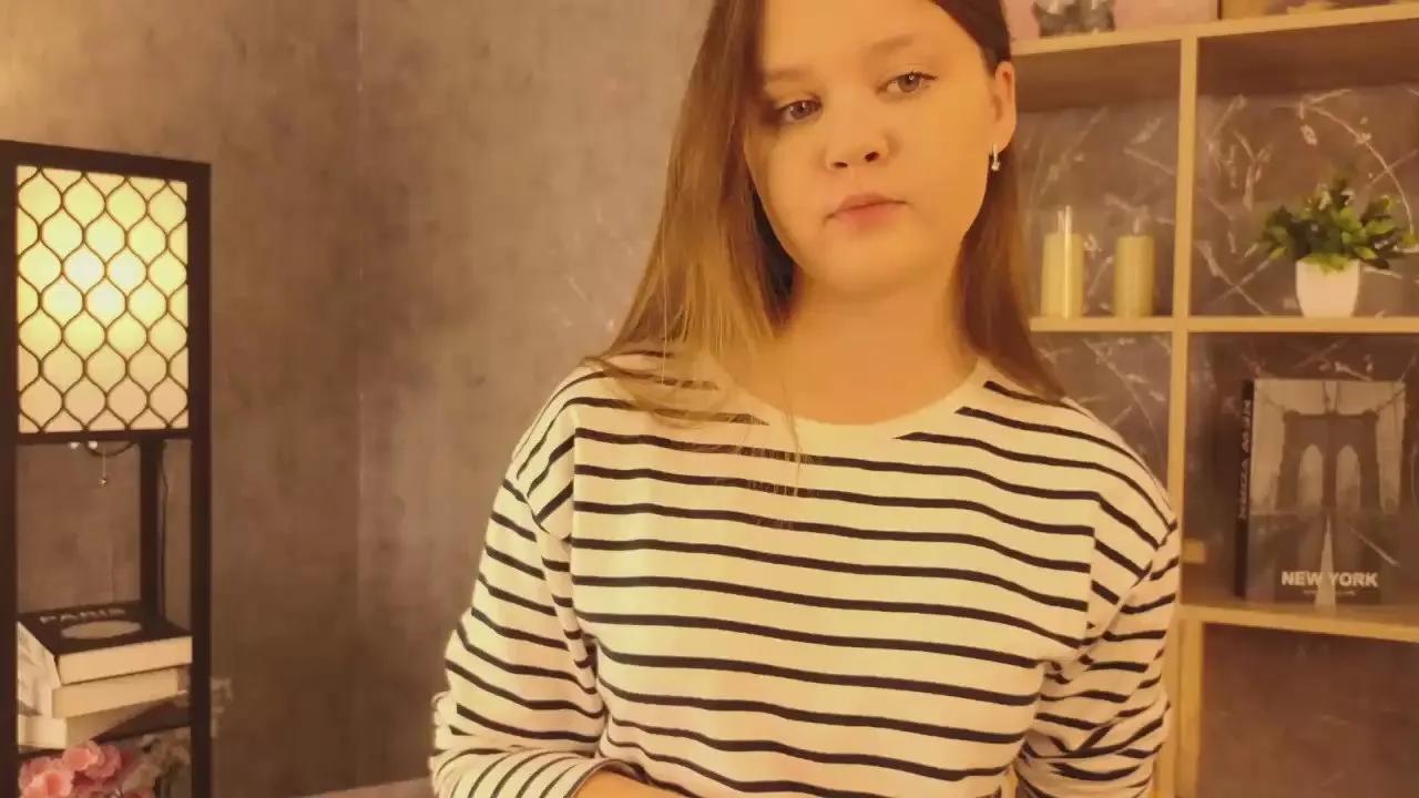 Offline IndiaMclaren on Cam4