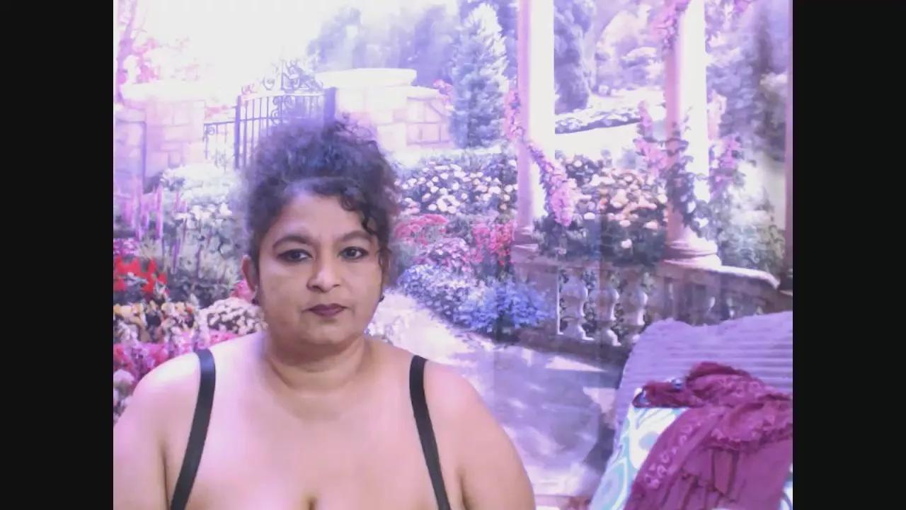indianstar75 on Cam4 