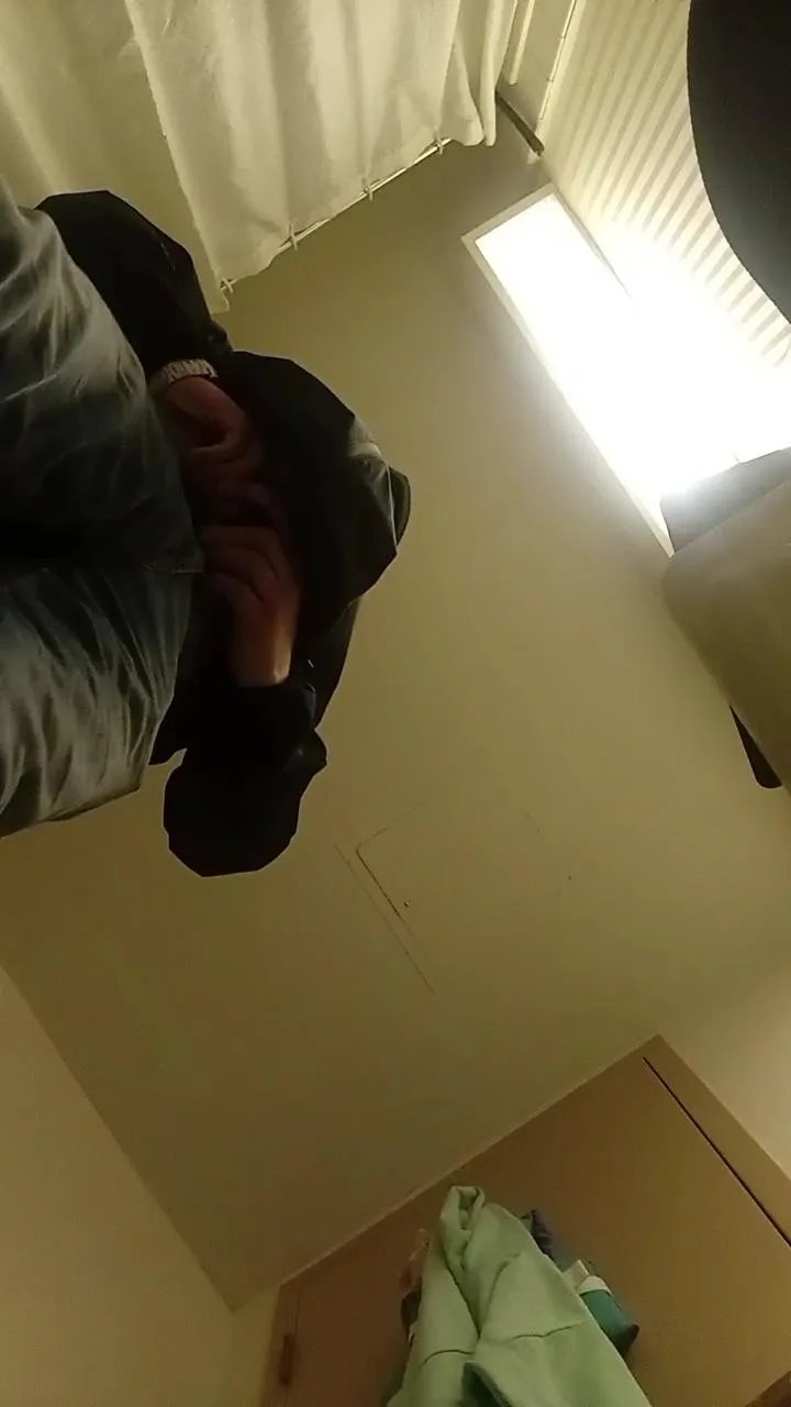 Inittowinit780 on Cam4 