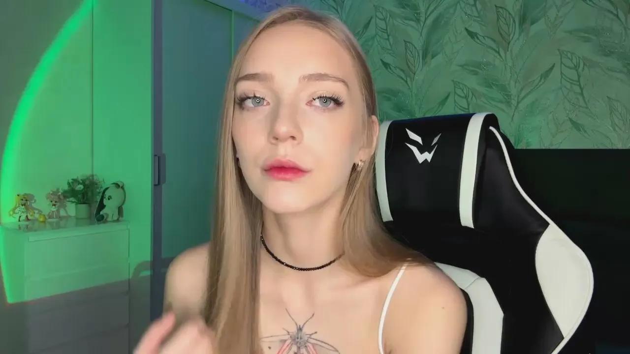 IrisAlimento —  #amateur #cute #blowjob #pussy #ass #anal #feet