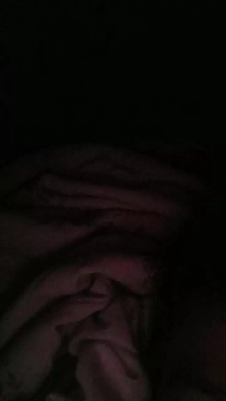 Offline isadelhot on Cam4