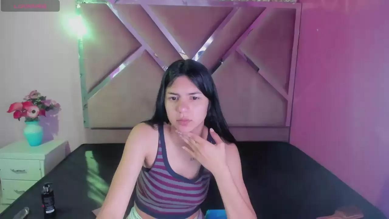 IsisRousexx on Cam4 