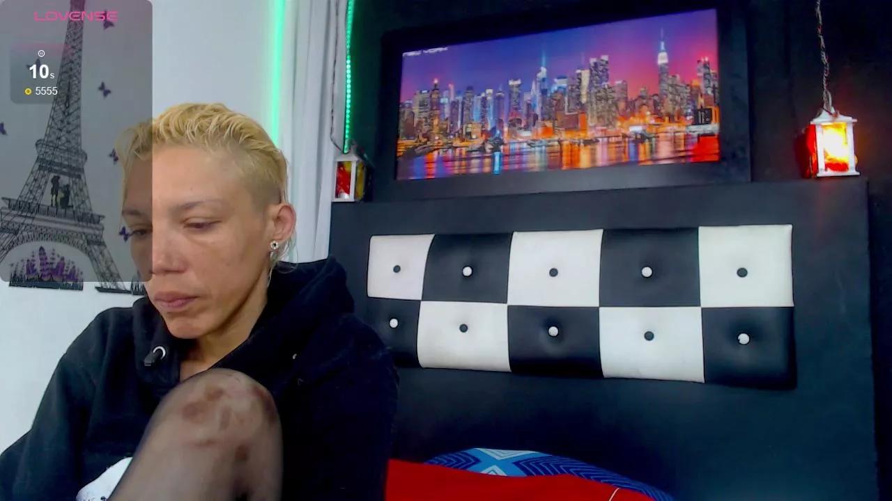izzy__grey on Cam4 