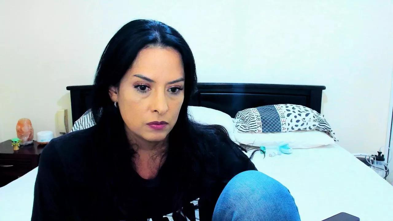 jaanna_ on Cam4 
