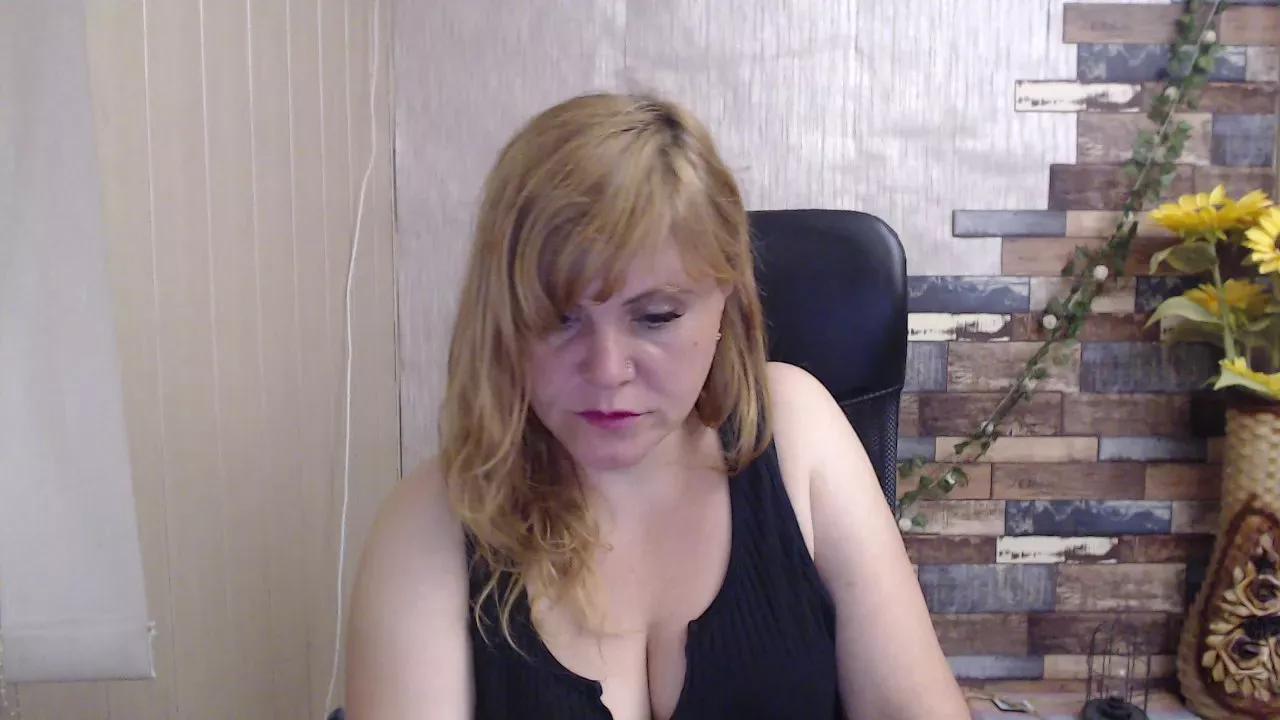 JanaLoveli on Cam4 