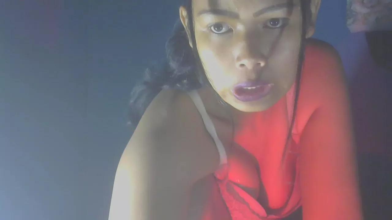 Jannellah96_ on Cam4 