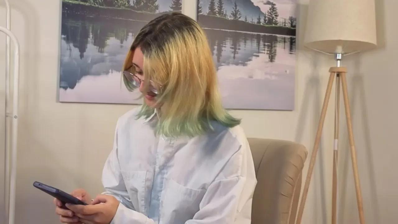 JeanettaCoppin —  #ass #pussy #feet #fisting #AssToMouth #armpits #schoolgirl