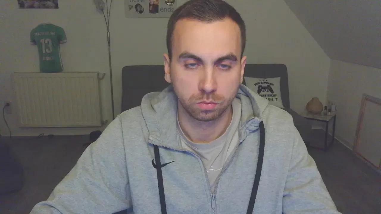 Jeansjunge96 — #Outdoor #Jeans #smoke #poppers #cum #piss