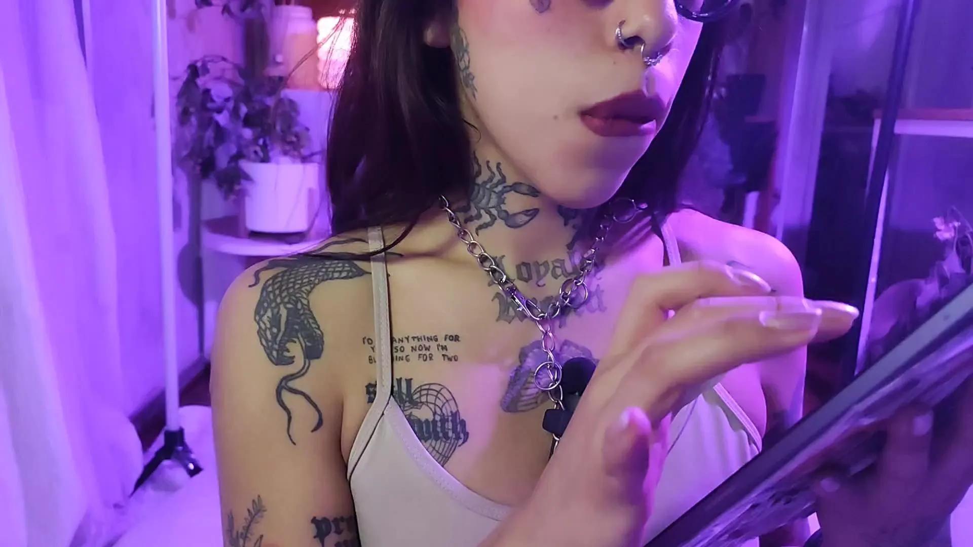 jennyhot_sexy — Freechat on Cam4