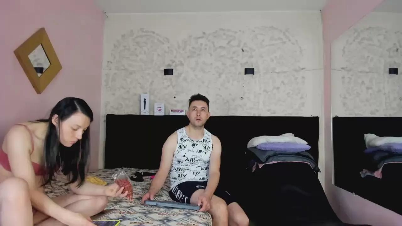 JeremmyAndStacy on Cam4 