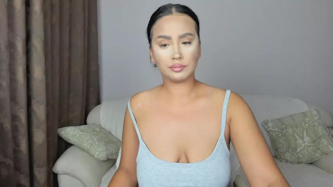 Offline JessyDevine on Cam4