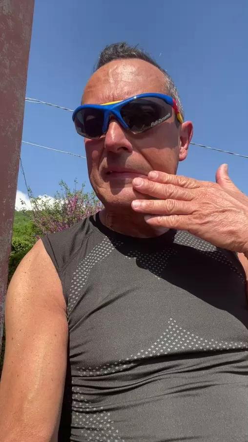 Offline joe653 on Cam4
