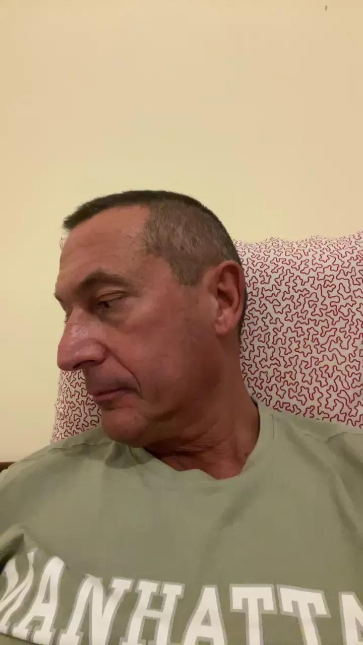 Offline joe653 on Cam4