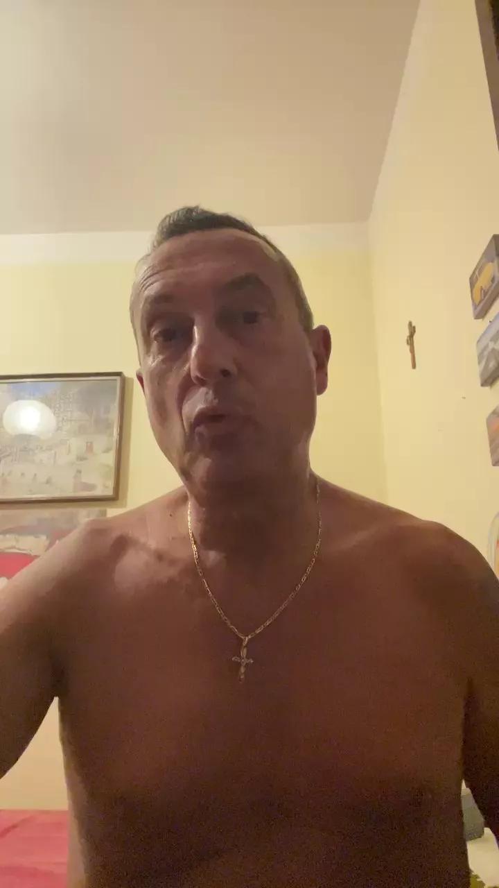Offline joe653 on Cam4
