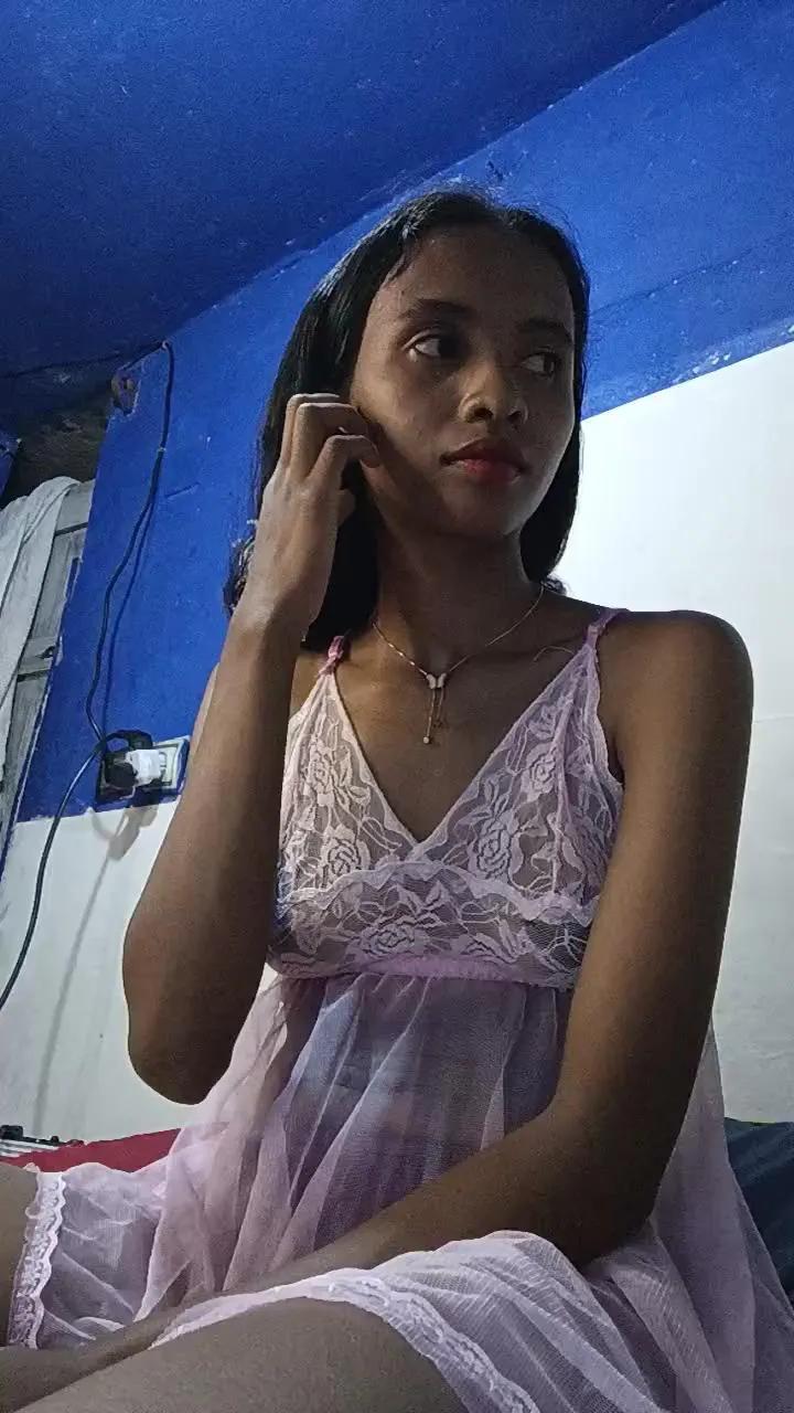 JohanneSexy3 — Freechat on Cam4